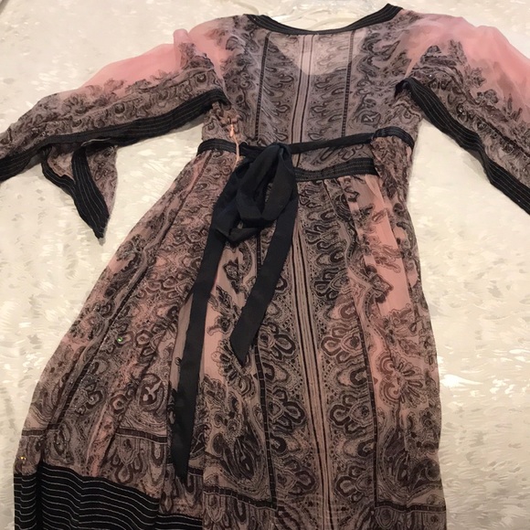 Cache dress - Picture 4 of 5